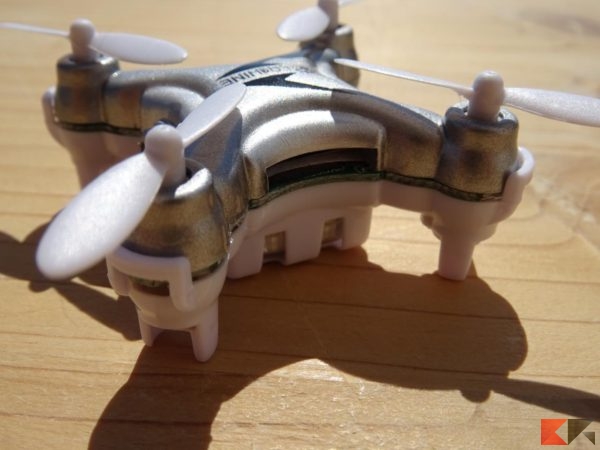 Eachine E10C drone quadricottero