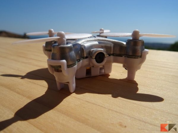 Eachine E10C drone quadricottero