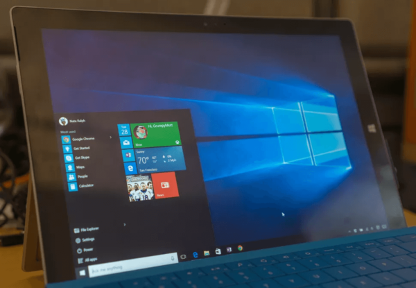 Come rimuovere frecce blu dalle icone su Windows 10