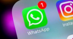 Come non apparire online su WhatsApp