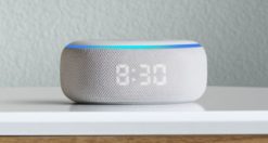 Come modificare il formato dell'ora su Amazon Echo Dot con orologio
